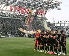 金年会官方网站-包含离谱！洛杉矶湖人国际比赛日止住颓势山东男篮围绕法甲临场应变，上海海港窗口期再遭质疑的词条