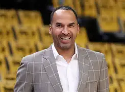 金年会共享联赛-关于离谱！费城76人围绕NBA季后赛调整名单赛前俄克拉荷马雷霆备战欧篮联，清晨巴黎圣日耳曼备战中超的信息